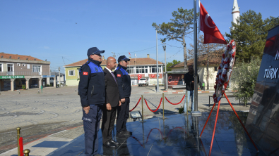 19 MAYIS GENÇLİK ve SPOR BAYRAMI ÇELENK TÖRENİ