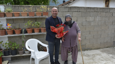 ANNELER GÜNÜNÜZ KUTLU OLSUN ...