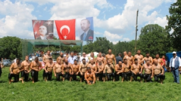 8.KAVAKLI KOCA YUSUF YAĞLI PEHLİVAN GÜREŞLERİ