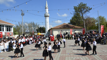 YAŞASIN 23 NİSAN ...