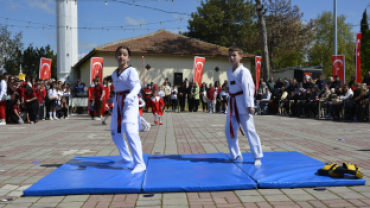 YAŞASIN 23 NİSAN ...