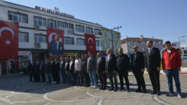 19 MAYIS GENÇLİK ve SPOR BAYRAMI ÇELENK TÖRENİ