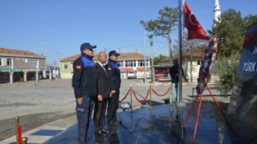 19 MAYIS GENÇLİK ve SPOR BAYRAMI ÇELENK TÖRENİ