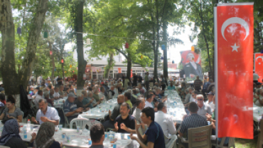 YAĞMUR VE ŞÜKÜR DUAMIZ' dan KARELER