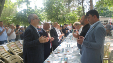 YAĞMUR VE ŞÜKÜR DUAMIZ' dan KARELER