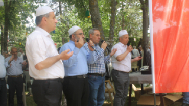 YAĞMUR VE ŞÜKÜR DUAMIZ' dan KARELER
