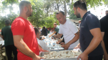 YAĞMUR VE ŞÜKÜR DUAMIZ' dan KARELER