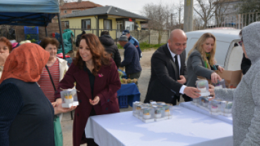 8 MART DÜNYA KADINLAR GÜNÜNÜZ KUTLU OLSUN...