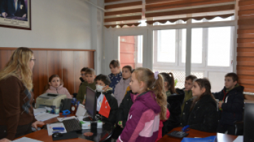 Minik Öğrencilerden Anlamlı Ziyaret