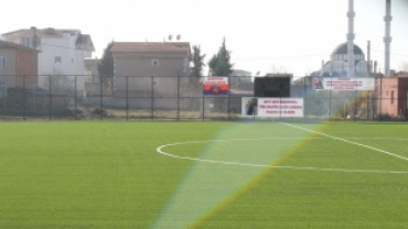 Kavaklı Naim Süleymanoğlu Futbol Stadı