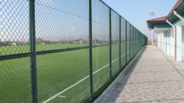 Kavaklı Naim Süleymanoğlu Futbol Stadı